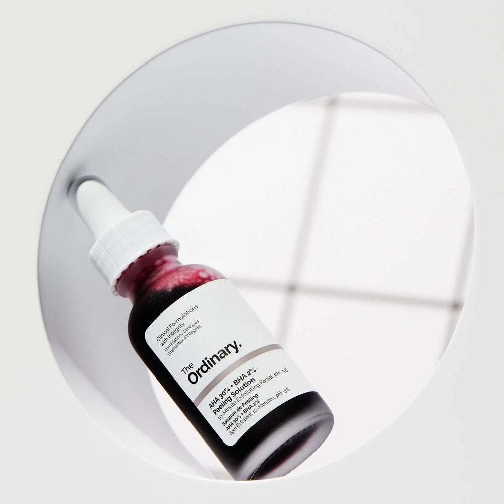 The Ordinary
AHA 30% + BHA 2% Peeling Solution