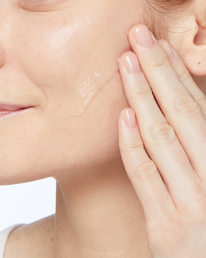 SA Smoothing Cleanser
Gentle Exfoliation for Normal Skin